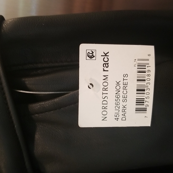 💕BLANKNYC💕 Belted Paperbag Waist Vegan Pants ~ Dark Secrets Black 28 NWT - Picture 9 of 13